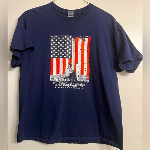 Gildan Tops - Washington DC T-Shirt XL women’s